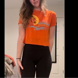 cute summer cropped tee🌅